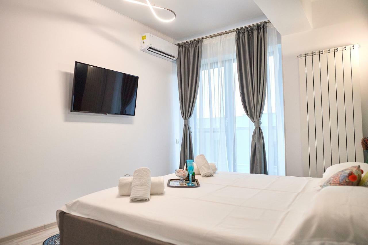 Gota Place Between And Sea Apartment *